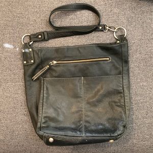 Roots 100% leather black purse bucket tote shoulder bag hobo bag oversized